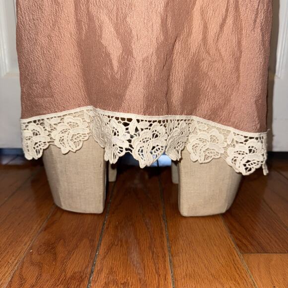 NEW La Fee Verte Anthropologie Size M Rose Ivory Lace Crochet Camisole $78 Silk - Picture 2 of 7